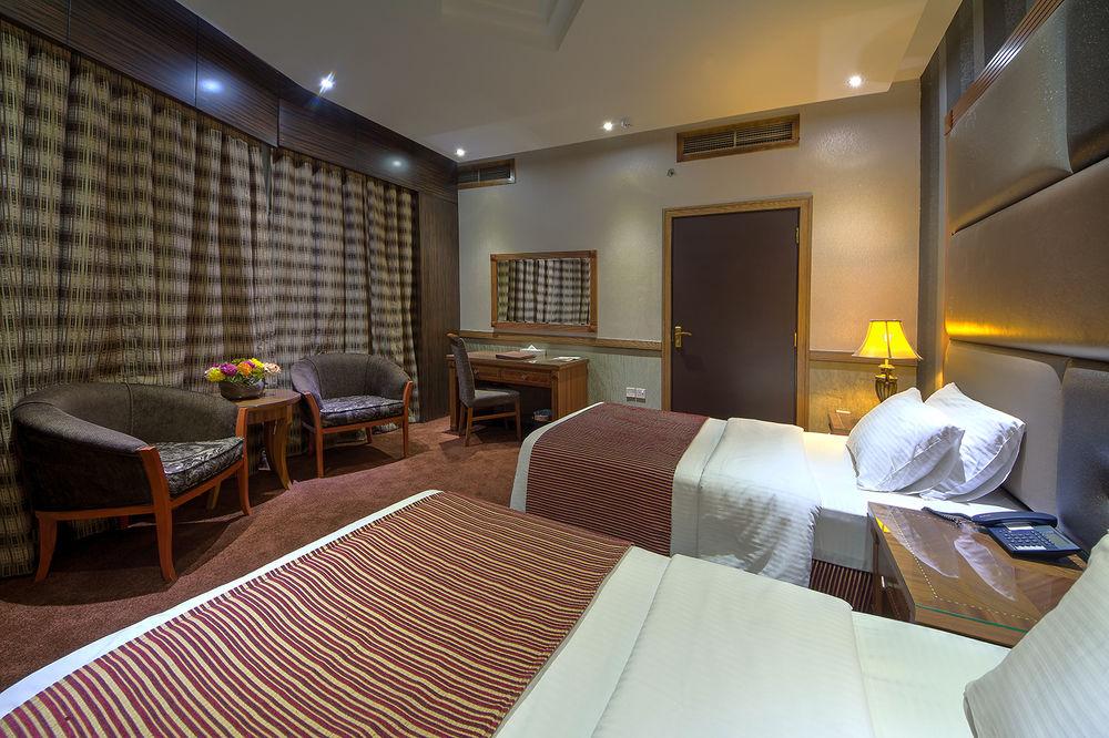 Delmon Palace Hotel Dubai Ngoại thất bức ảnh