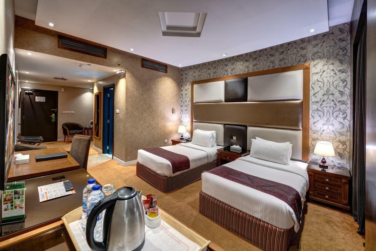 Delmon Palace Hotel Dubai Ngoại thất bức ảnh