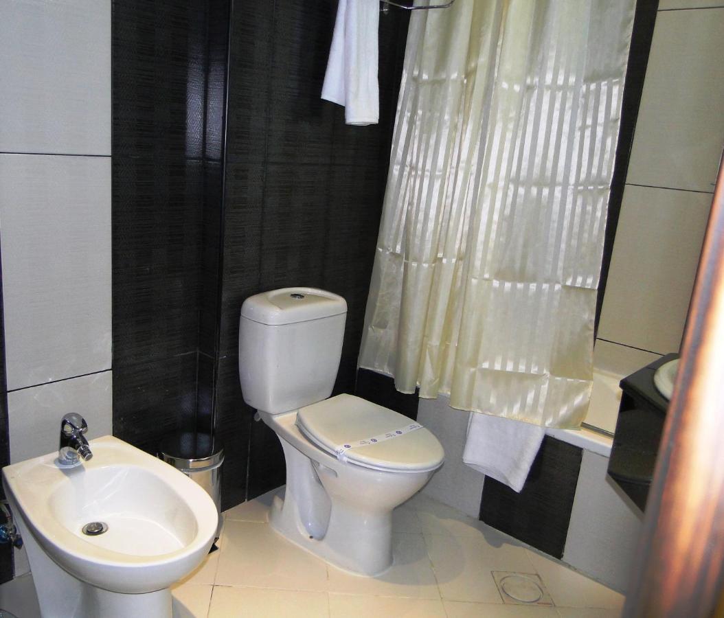 Delmon Palace Hotel Dubai Ngoại thất bức ảnh