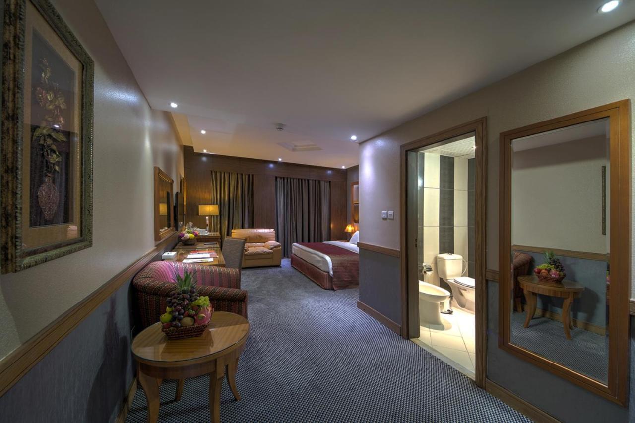 Delmon Palace Hotel Dubai Ngoại thất bức ảnh