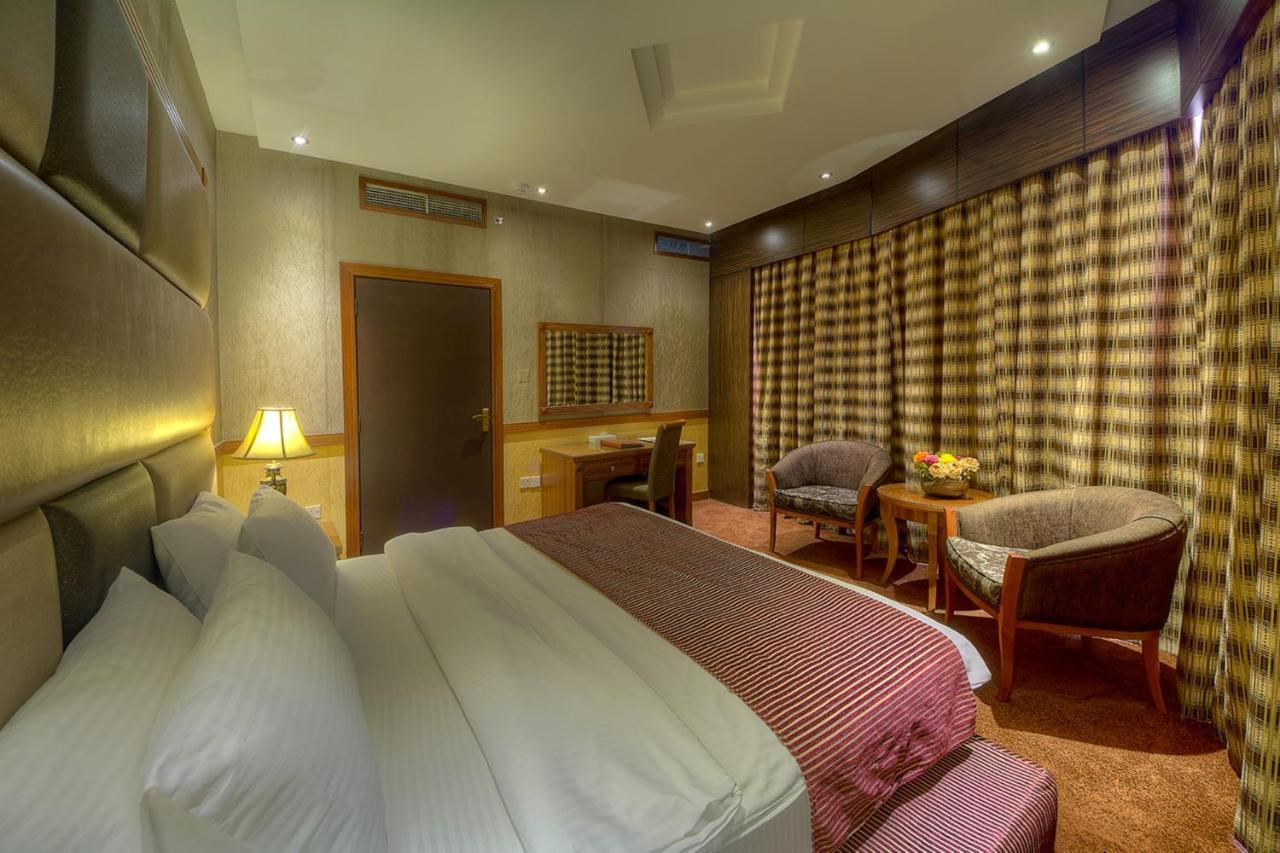 Delmon Palace Hotel Dubai Ngoại thất bức ảnh