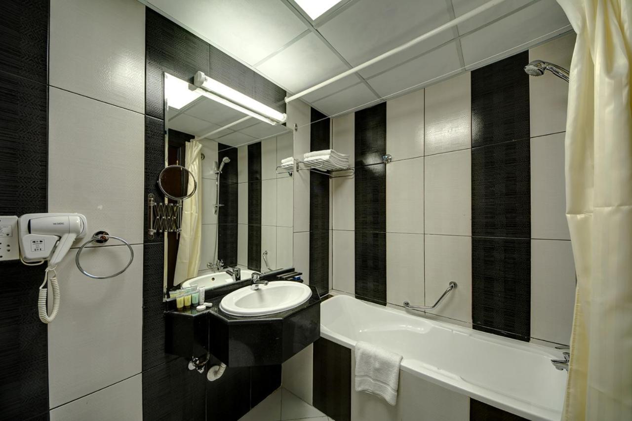 Delmon Palace Hotel Dubai Ngoại thất bức ảnh